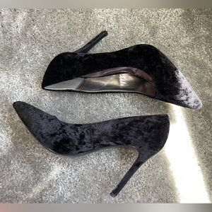 Carlos Santana velvet black heels